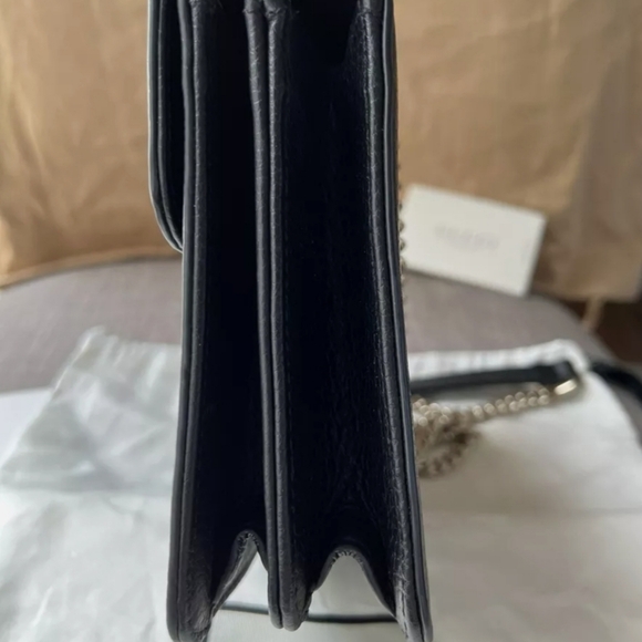 100% Authentic Gucci Marmont Bag - Picture 2 of 10